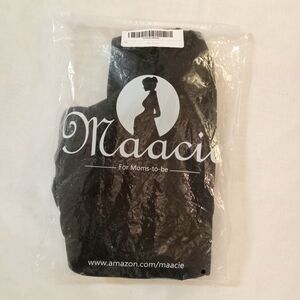 NWT Maacie Maternity  Summer Elastic Waist Casual Shorts with Pockets